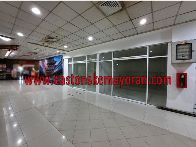 Kios tamini square, makasar-KY-010152