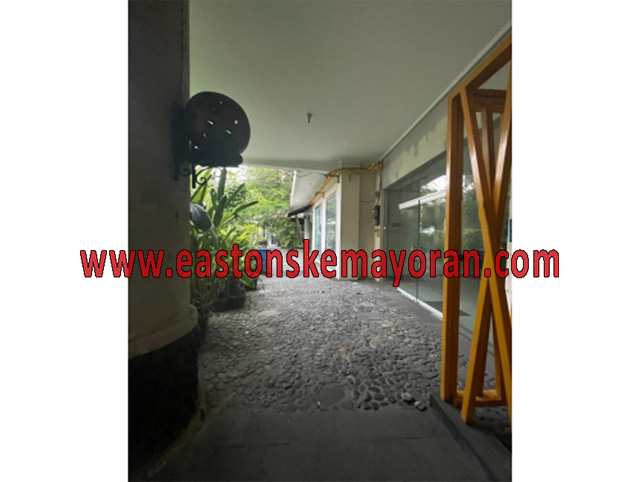 Lelang bank, kuta-KY-011280