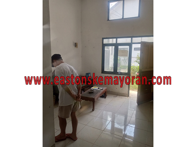 Cibinong-KY-013942