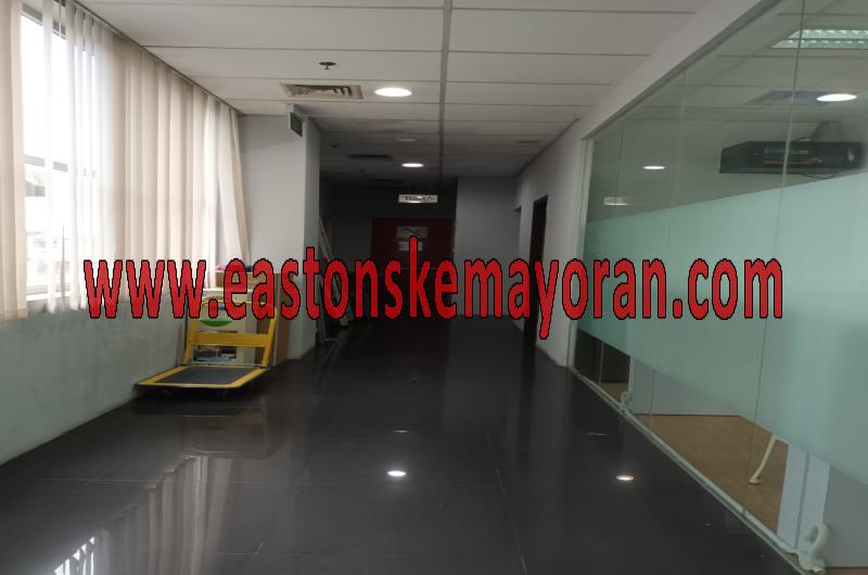 Dijual Gedung Grogol Petamburan (Lt.1.537m2)